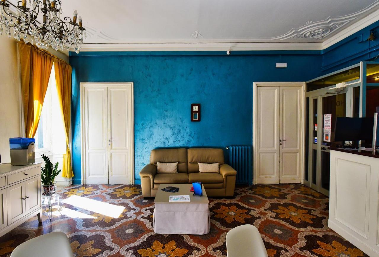 Hotel Suisse ジェノヴァ エクステリア 写真