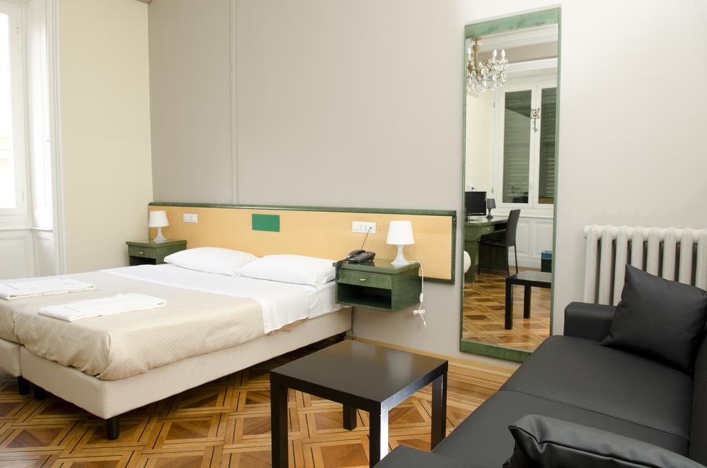 Hotel Suisse ジェノヴァ エクステリア 写真