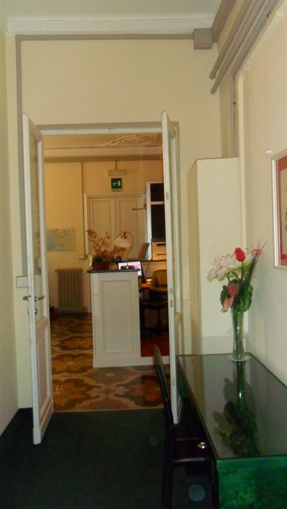Hotel Suisse ジェノヴァ エクステリア 写真