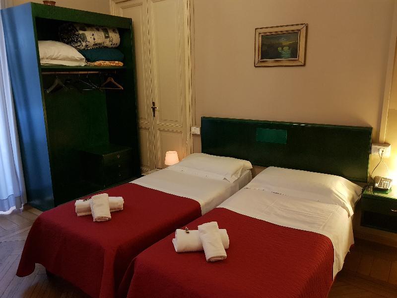 Hotel Suisse ジェノヴァ エクステリア 写真